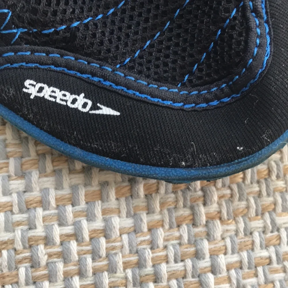 Speedo Water Shoes (toddler size 9/10)